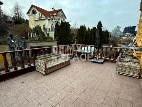 коммерческая по адресу Ломаковская ул. (Мичурина), 45