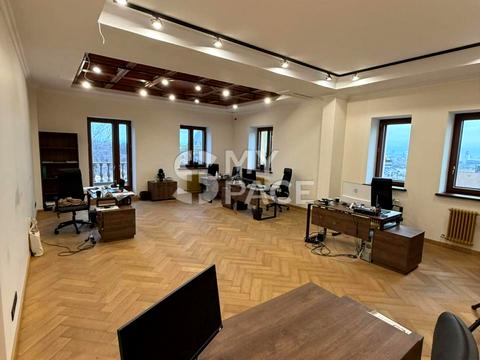 коммерческая по адресу Ломаковская ул. (Мичурина), 45