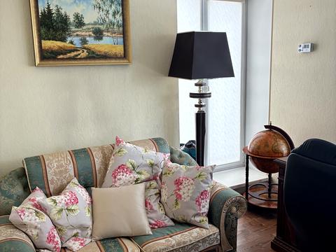 будинок за адресою молодіжна, 25