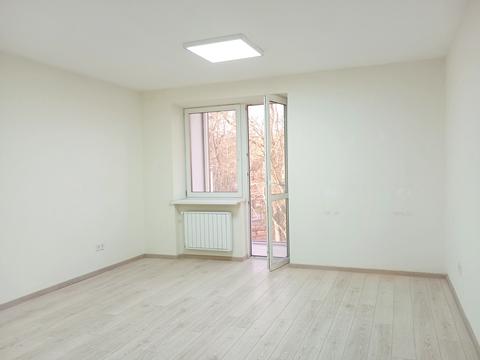 комерційна за адресою Військових Ветеранів вул., 10а