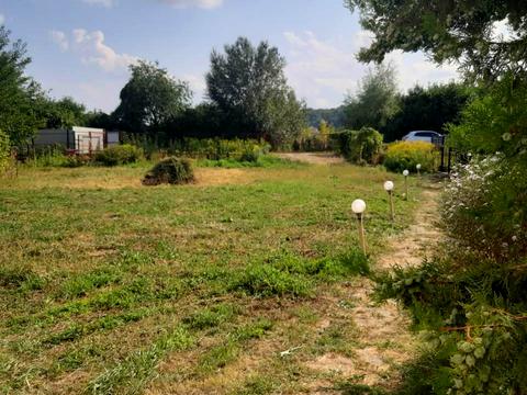 участок по адресу Хутірська