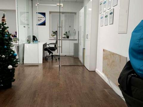 комерційна за адресою Київ, Василя Тютюнника вул. (Анрі Барбюса), 5-А