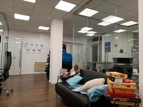 комерційна за адресою Київ, Василя Тютюнника вул. (Анрі Барбюса), 5-А