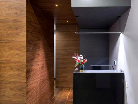 комерційна за адресою Антоновича вул. (Горького), 23