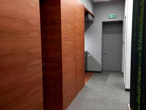 комерційна за адресою Антоновича вул. (Горького), 23