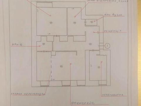 комерційна за адресою Антоновича вул. (Горького), 23