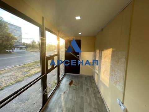 комерційна за адресою Шкільна вул. (Героїв Сталінграда), 1-А