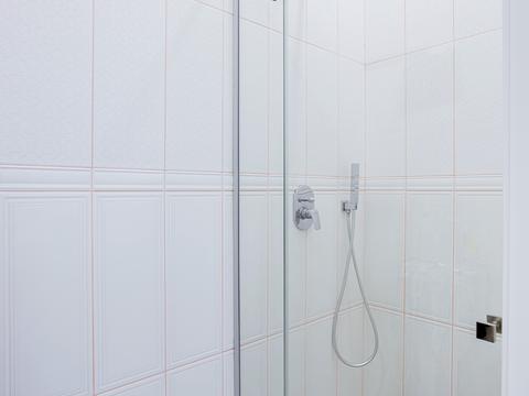 комерційна за адресою Юрія Шумського вул., 1-А