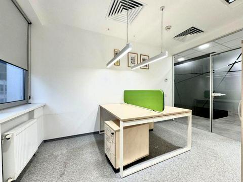 комерційна за адресою Спортивна пл., 3В