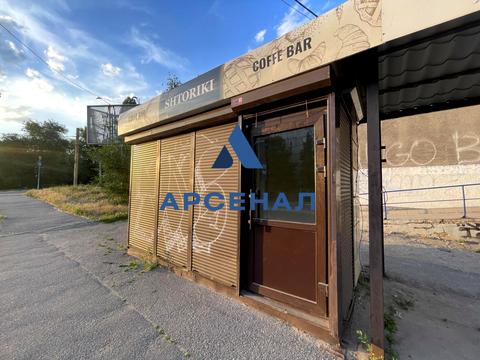 комерційна за адресою Шкільна вул. (Героїв Сталінграда), 1