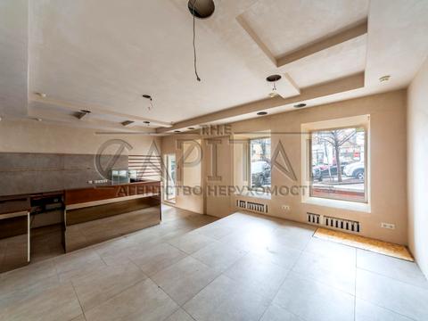 коммерческая по адресу Лютеранская ул., 9