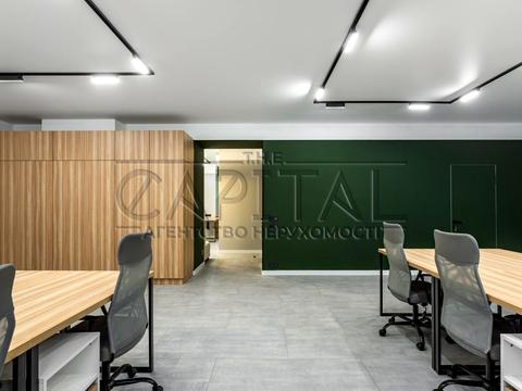 коммерческая по адресу Евгения Чикаленко ул. (Пушкінська), 20