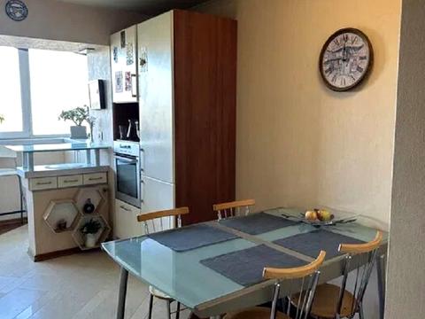 квартира по адресу Академика Лазаренко ул., 48а