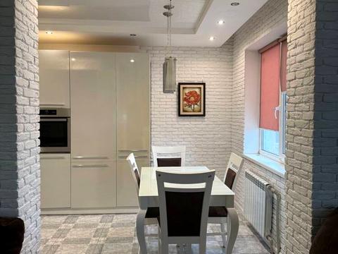 квартира по адресу Героев просп., 32