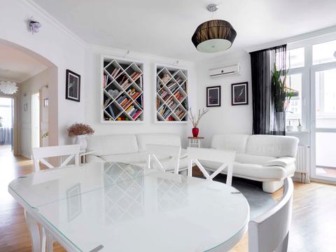 квартира за адресою Сім'ї Кульженків вул. (Петра Дегтяренка), 33