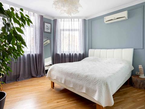 квартира за адресою Сім'ї Кульженків вул. (Петра Дегтяренка), 33