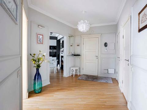 квартира за адресою Сім'ї Кульженків вул. (Петра Дегтяренка), 33