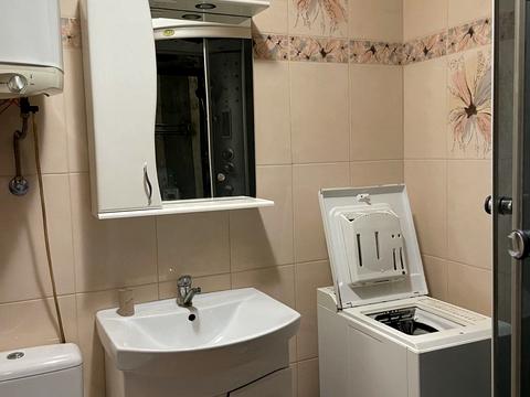 квартира за адресою Дніпро, Дмитра Яворницького просп. (Карла Маркса), 123