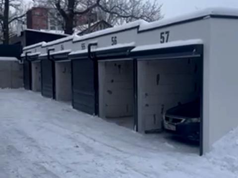 паркомісце за адресою Миколи Сингаївського вул. (Ново-Оскольська), 14