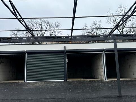 паркомісце за адресою Миколи Сингаївського вул. (Ново-Оскольська), 14