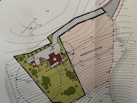 участок по адресу 