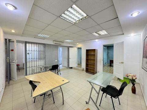 комерційна за адресою Мала Арнаутська вул., 64