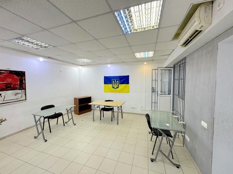 комерційна за адресою Мала Арнаутська вул., 64