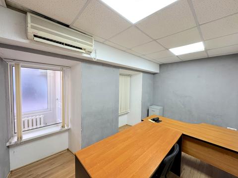 комерційна за адресою Мала Арнаутська вул., 64