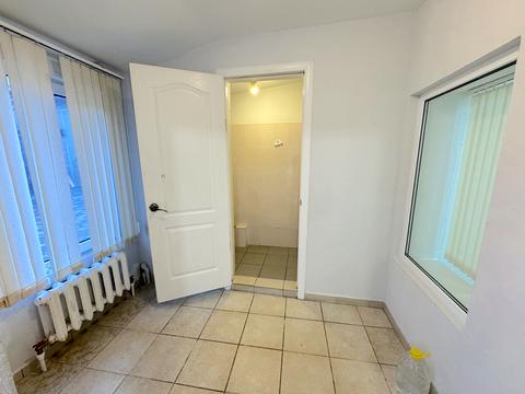 комерційна за адресою Мала Арнаутська вул., 64