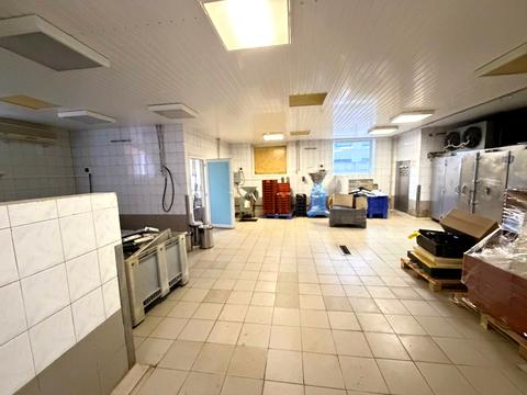 комерційна за адресою  Авіаторське, Аеропортівська вул., 145