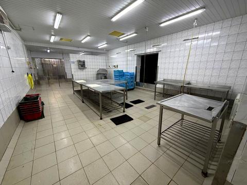 комерційна за адресою  Авіаторське, Аеропортівська вул., 145