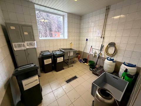 комерційна за адресою  Авіаторське, Аеропортівська вул., 145