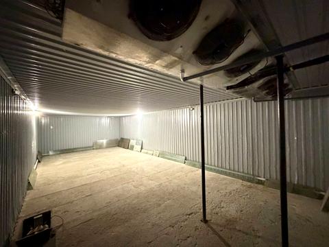 комерційна за адресою  Авіаторське, Аеропортівська вул., 145