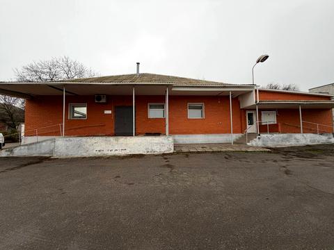 комерційна за адресою  Авіаторське, Аеропортівська вул., 145