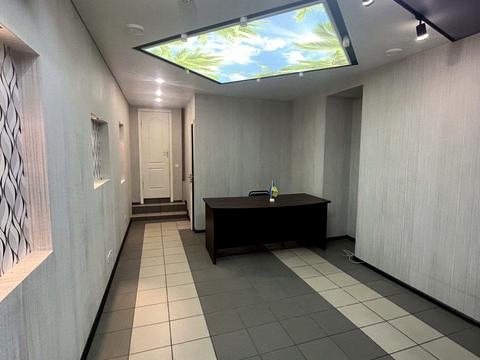 комерційна за адресою Шевченка бульв., 51