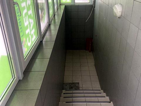 комерційна за адресою Шевченка бульв., 51