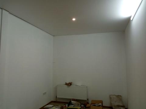 коммерческая по адресу Героїв Десантників, 25