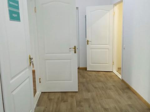 коммерческая по адресу Героїв Десантників, 25