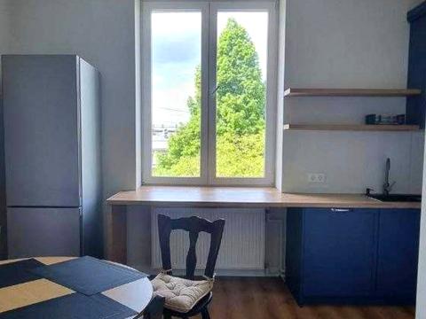 квартира за адресою Гетьмана Петра Дорошенка вул. (Жовтнева), 42