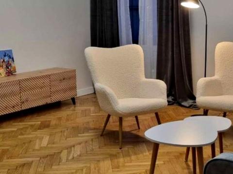 квартира за адресою Гетьмана Петра Дорошенка вул. (Жовтнева), 42