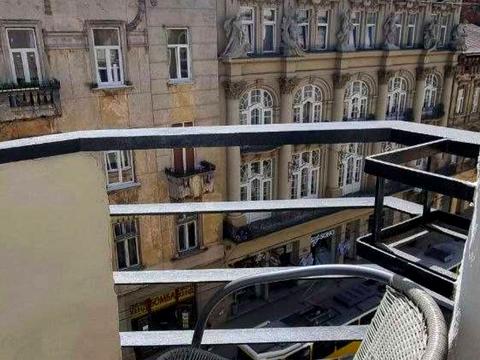 квартира за адресою Гетьмана Петра Дорошенка вул. (Жовтнева), 42