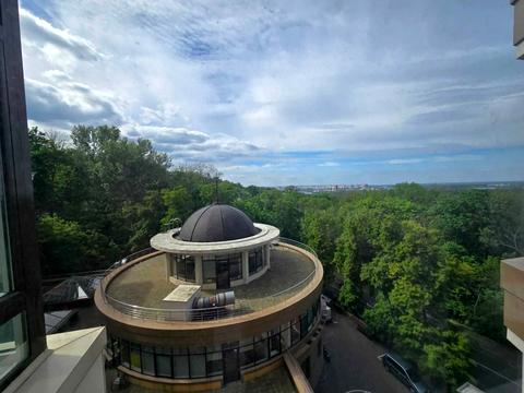 коммерческая по адресу Михаила Грушевского ул., 9-Б