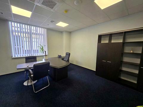 коммерческая по адресу Михаила Грушевского ул., 9-Б