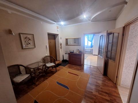 квартира за адресою Залізнична вул., 4