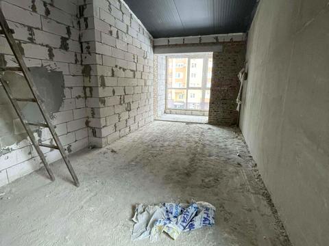 квартира за адресою Коновальця вул., (Будинок)