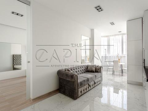 квартира за адресою Андрія Верхогляда вул. (Михайла Драгомирова), 2-А