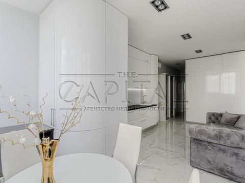 квартира за адресою Андрія Верхогляда вул. (Михайла Драгомирова), 2-А