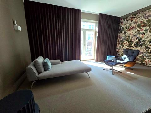 комерційна за адресою Новоселицька вул., 7