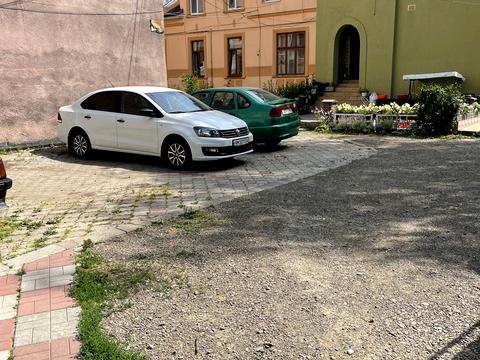 квартира за адресою Братів Руснаків вул., 18