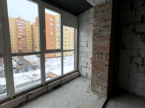 квартира за адресою Коновальця вул., (Будинок)